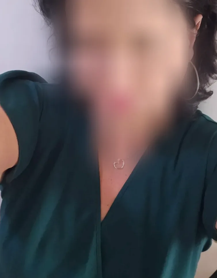 Laura, 38