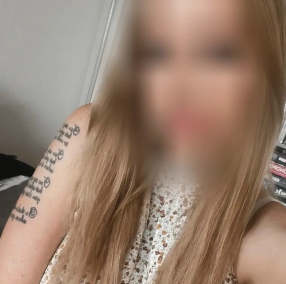 Selma, 30